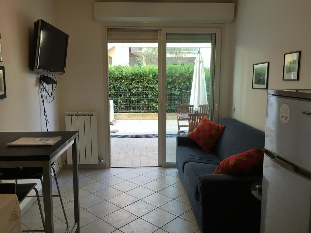 Casa Vacanze "Marina Vecchia" Βίλα Σενιγκάλια Εξωτερικό φωτογραφία