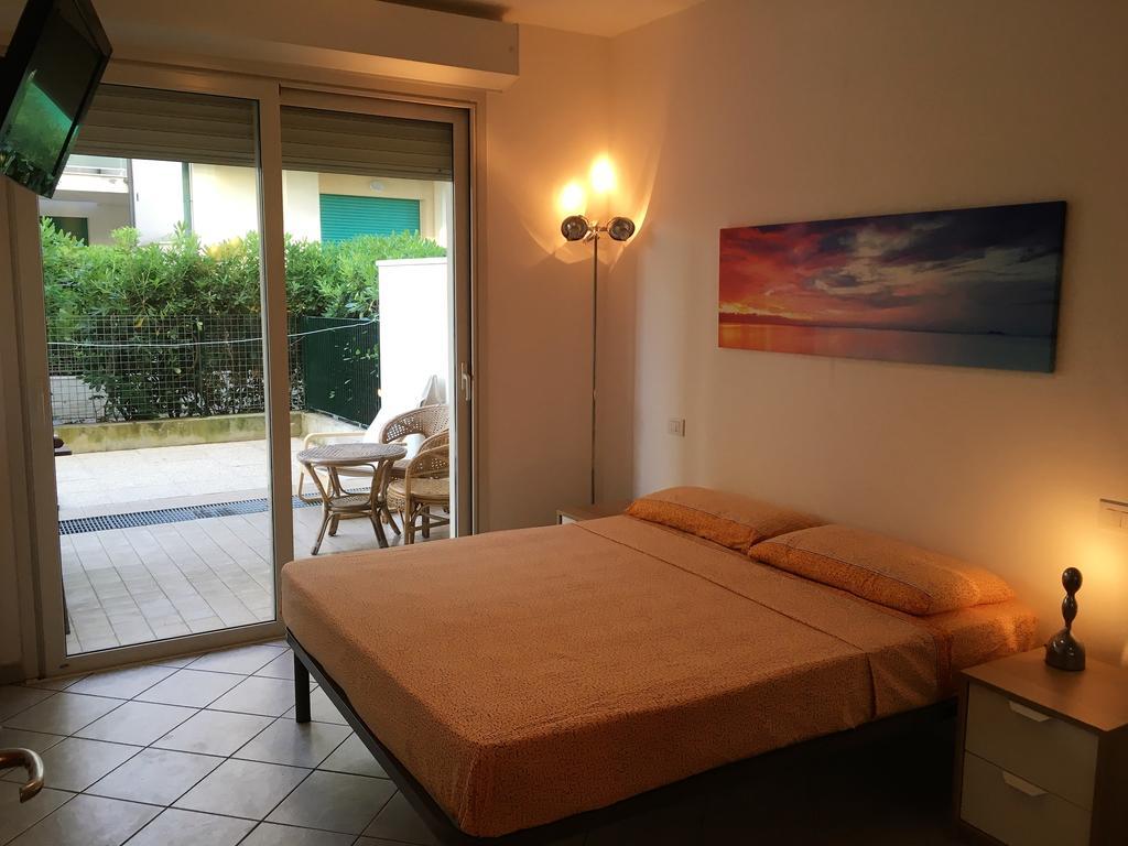 Casa Vacanze "Marina Vecchia" Βίλα Σενιγκάλια Εξωτερικό φωτογραφία